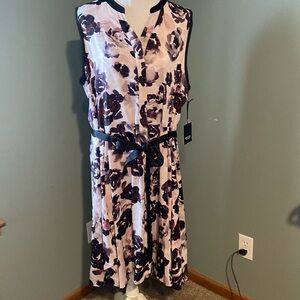 Simply Vera Verawang dress. Size XXL. Watercolor print.